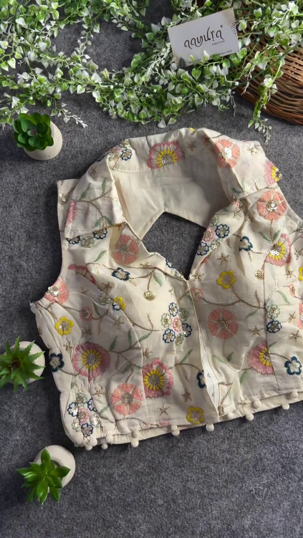 Fashionable Bee V-Neck Women Blouse