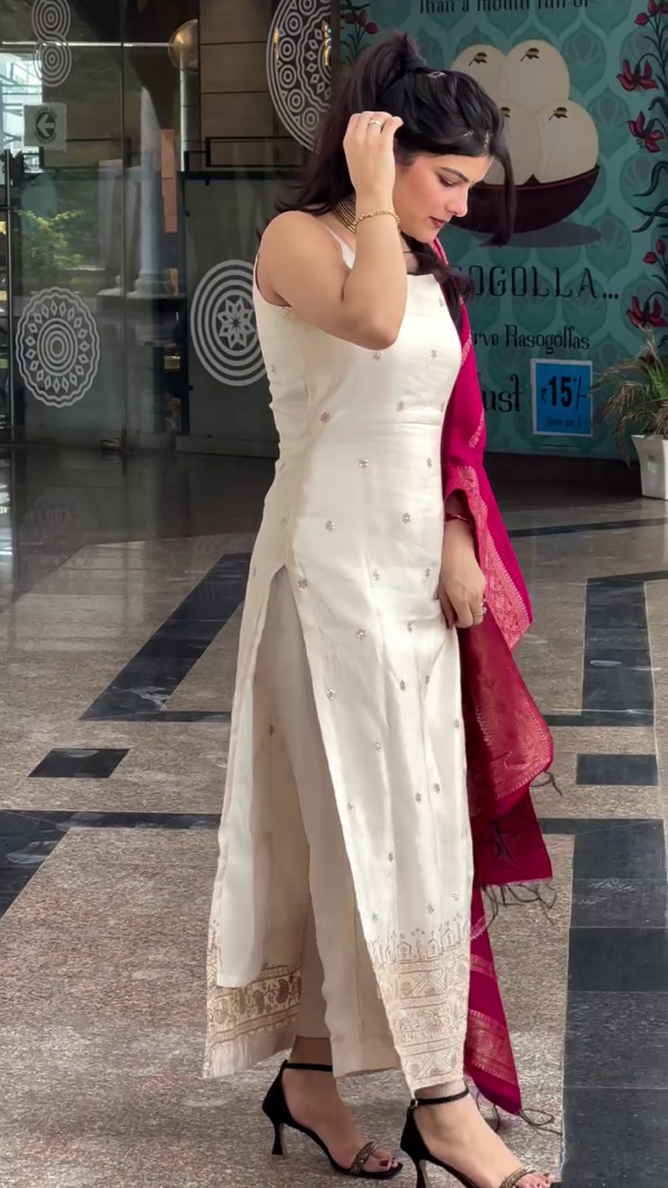heavy viscose silk,Off White Embroidery Suit With Polka Dot Printed Embroidery  Dupatta - Image 5