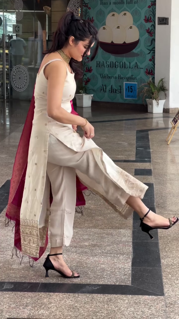 heavy viscose silk,Off White Embroidery Suit With Polka Dot Printed Embroidery  Dupatta - Image 9